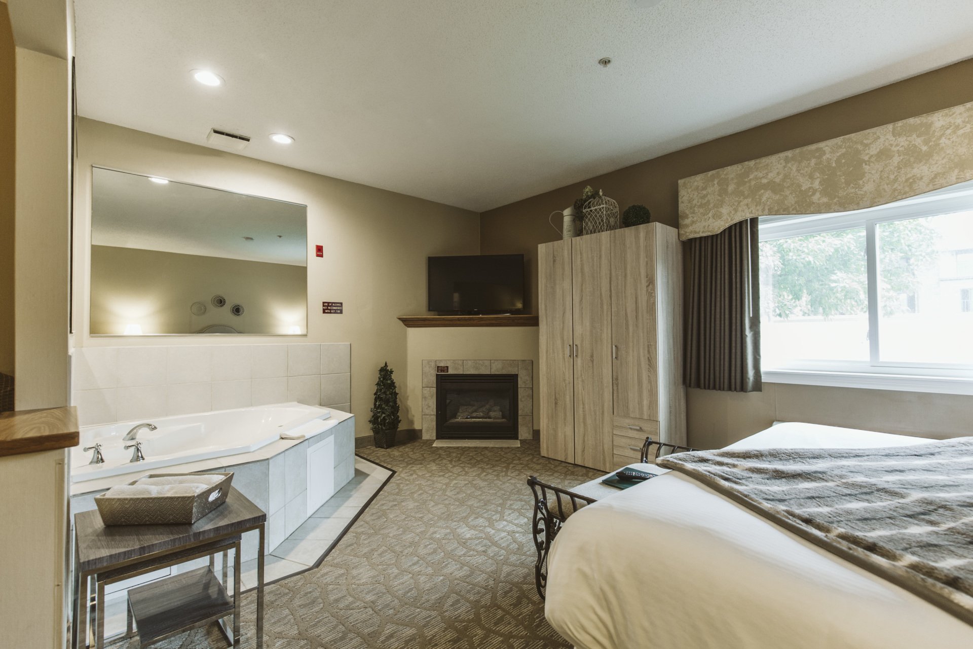 Expressway Suites | Bismarck, ND | OFFICIAL SITE